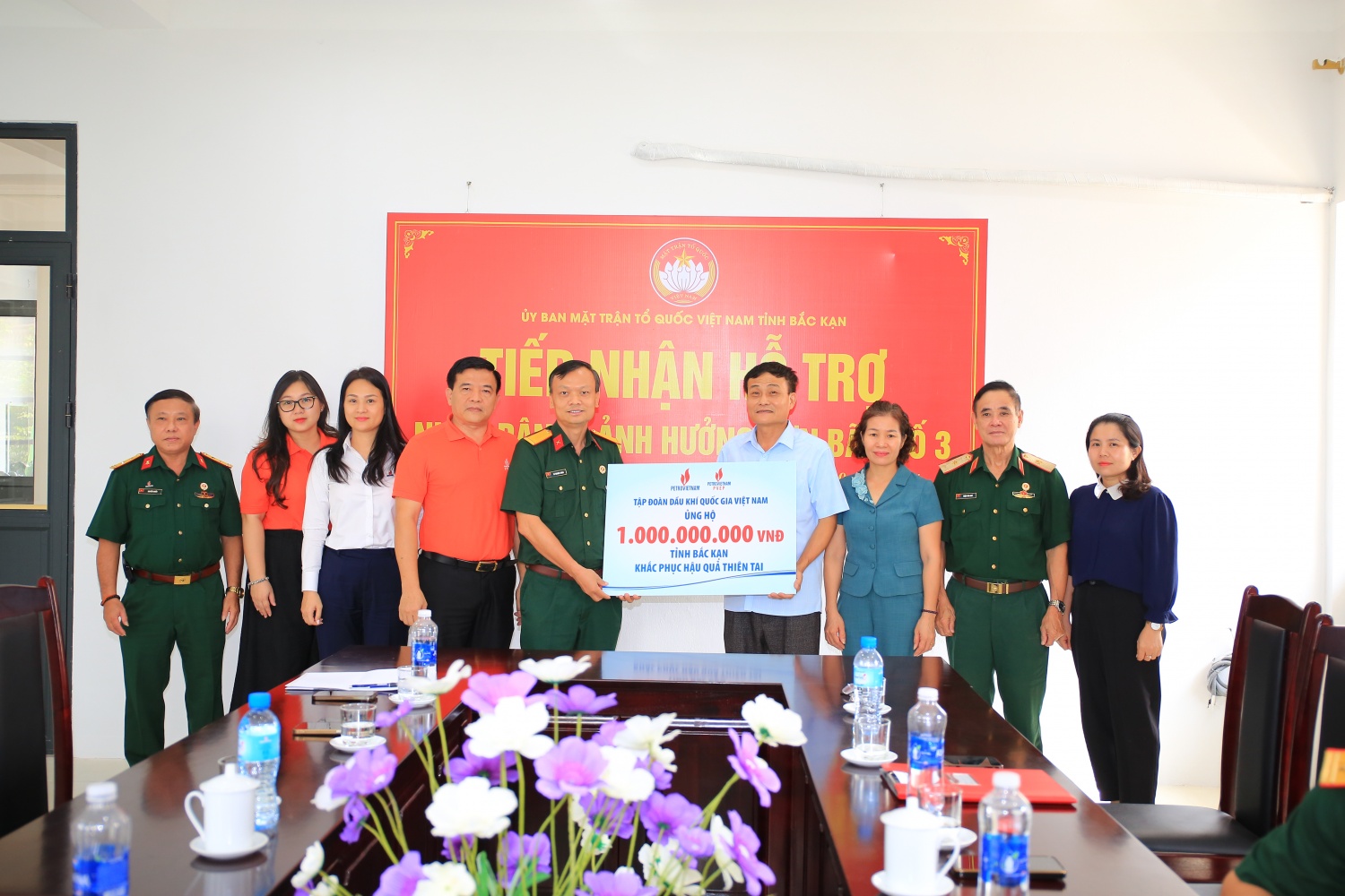 Petrovietnam hỗ trợ khắc phục hậu quả cơn bão số 3 tại tỉnh Bắc Cạn